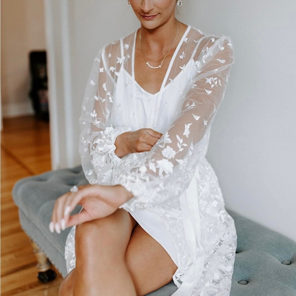 LeRose Bridal Robe Maya Lace